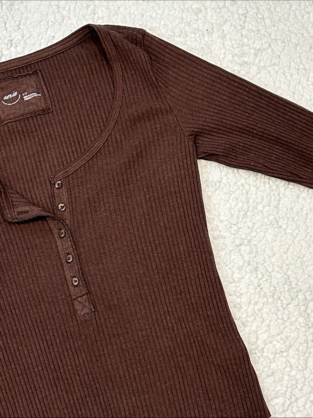 Aerie Brown Fitted Ribbed Scoop Neck Long Sleeve Henley Top size Small - Picture 5 of 16